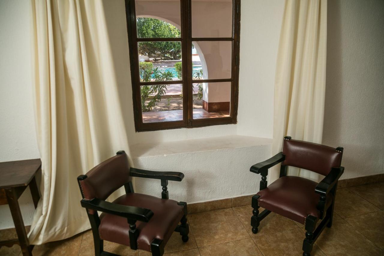 Hotel Playa De Cortes 과이마스 외부 사진